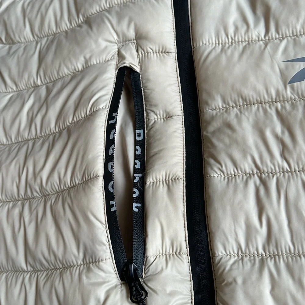 $125 NWT Reebok Light Arctic Blue‎ Glacier Shield Puffer Vest - Men's X-Large